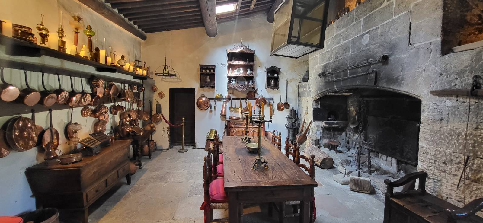 Les cuisines du château de la Barben