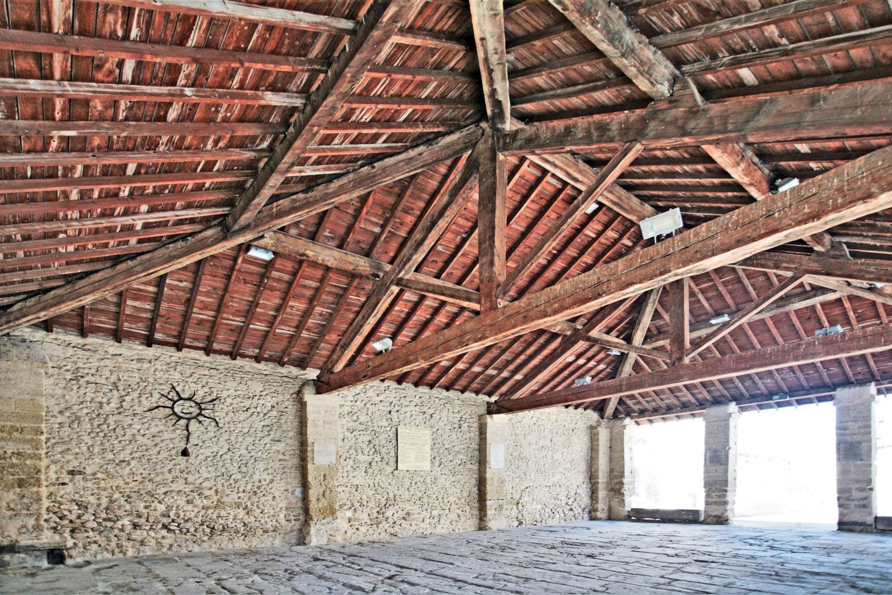 Pernes-les-Fontaines, un riche patrimoine