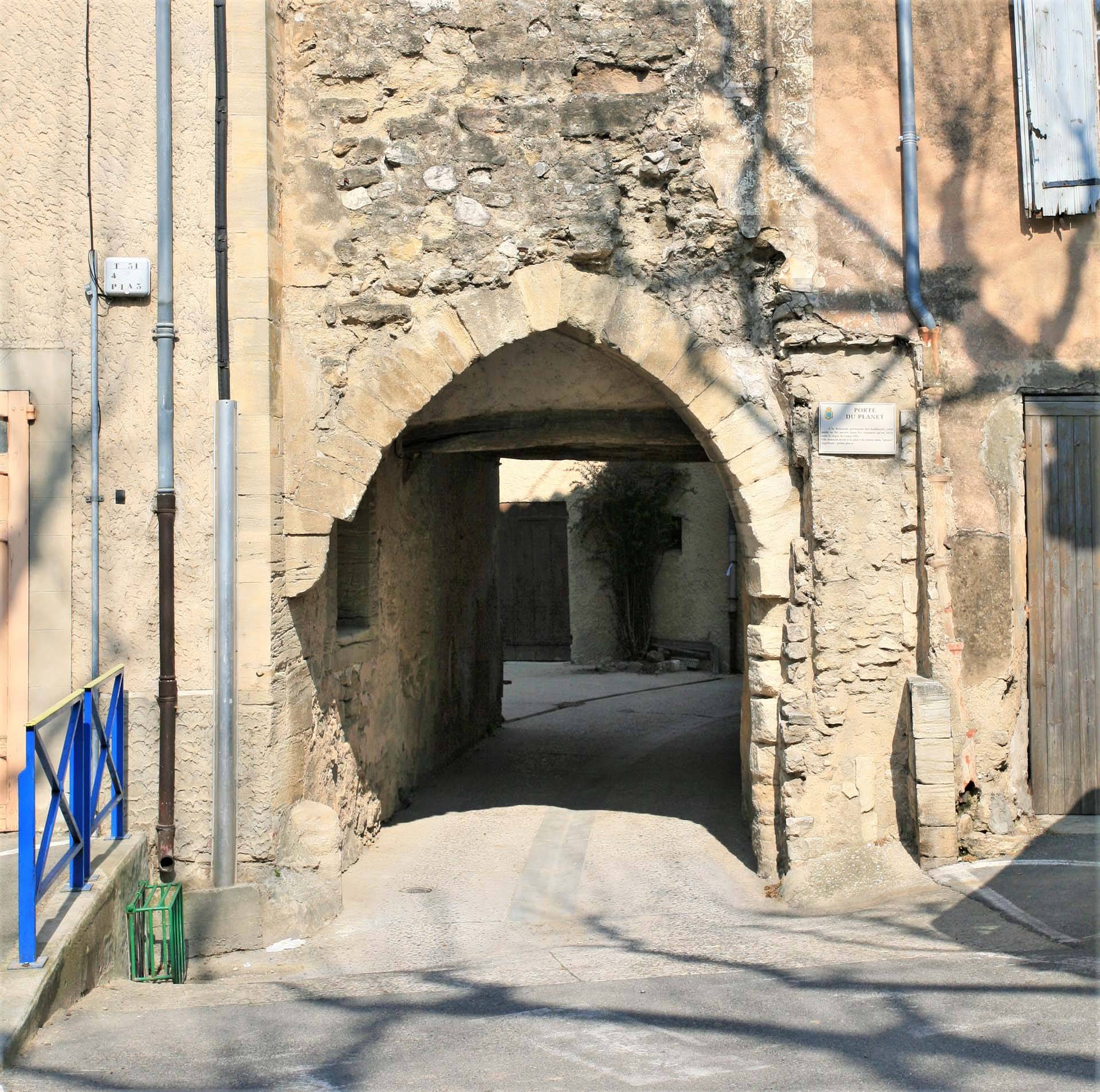 Mazan, entre Carpentras, mont Ventoux et mont de Vaucluse