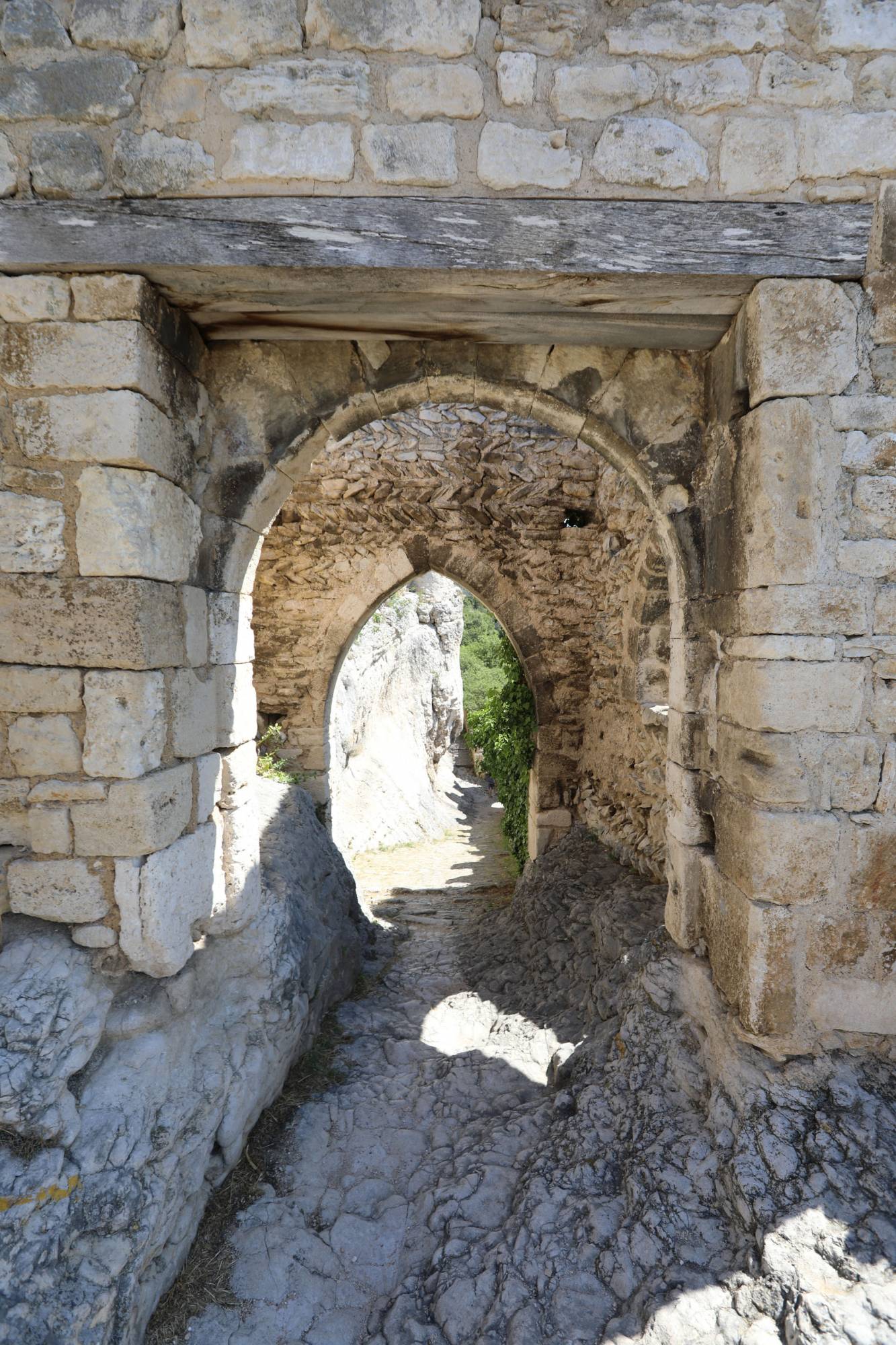 Le château de Saint-Saturnin-les-Apt, en Luberon