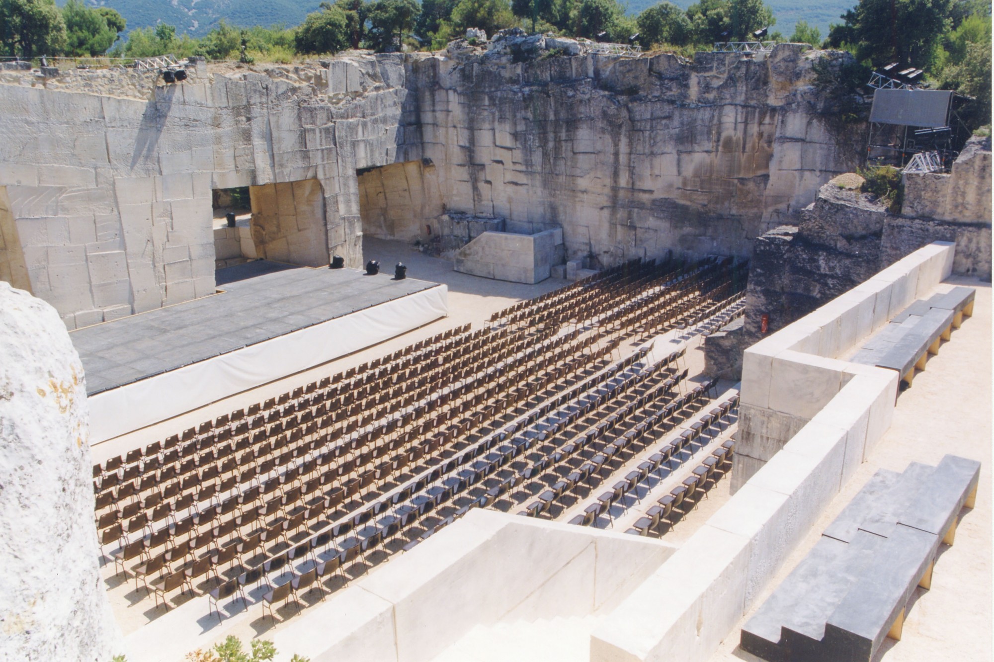 Le théatre du festival de Lacoste