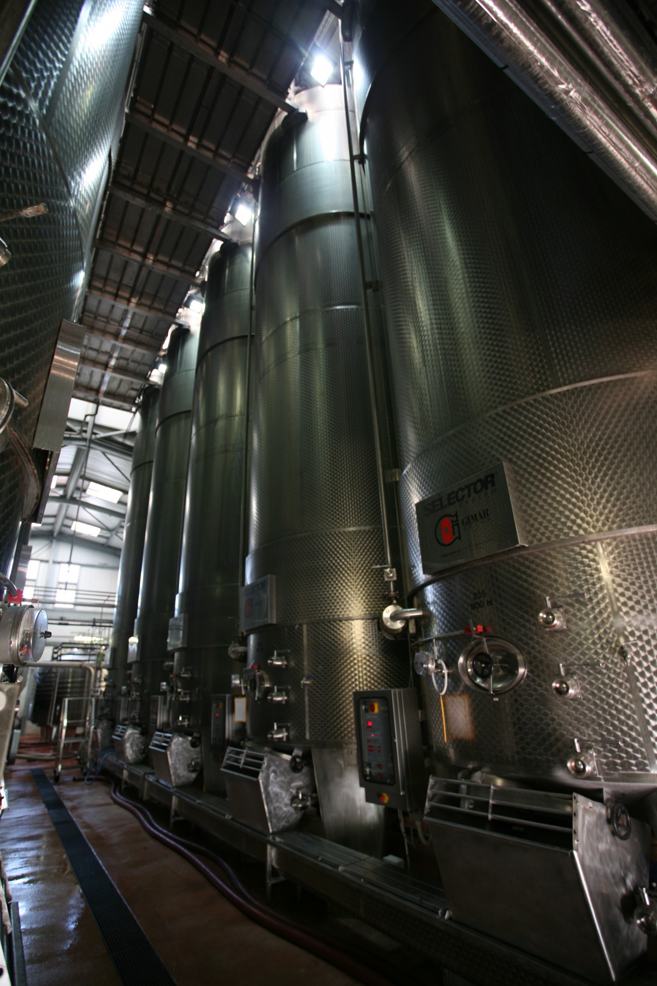 Cuve à vin en inox pour la vinification
