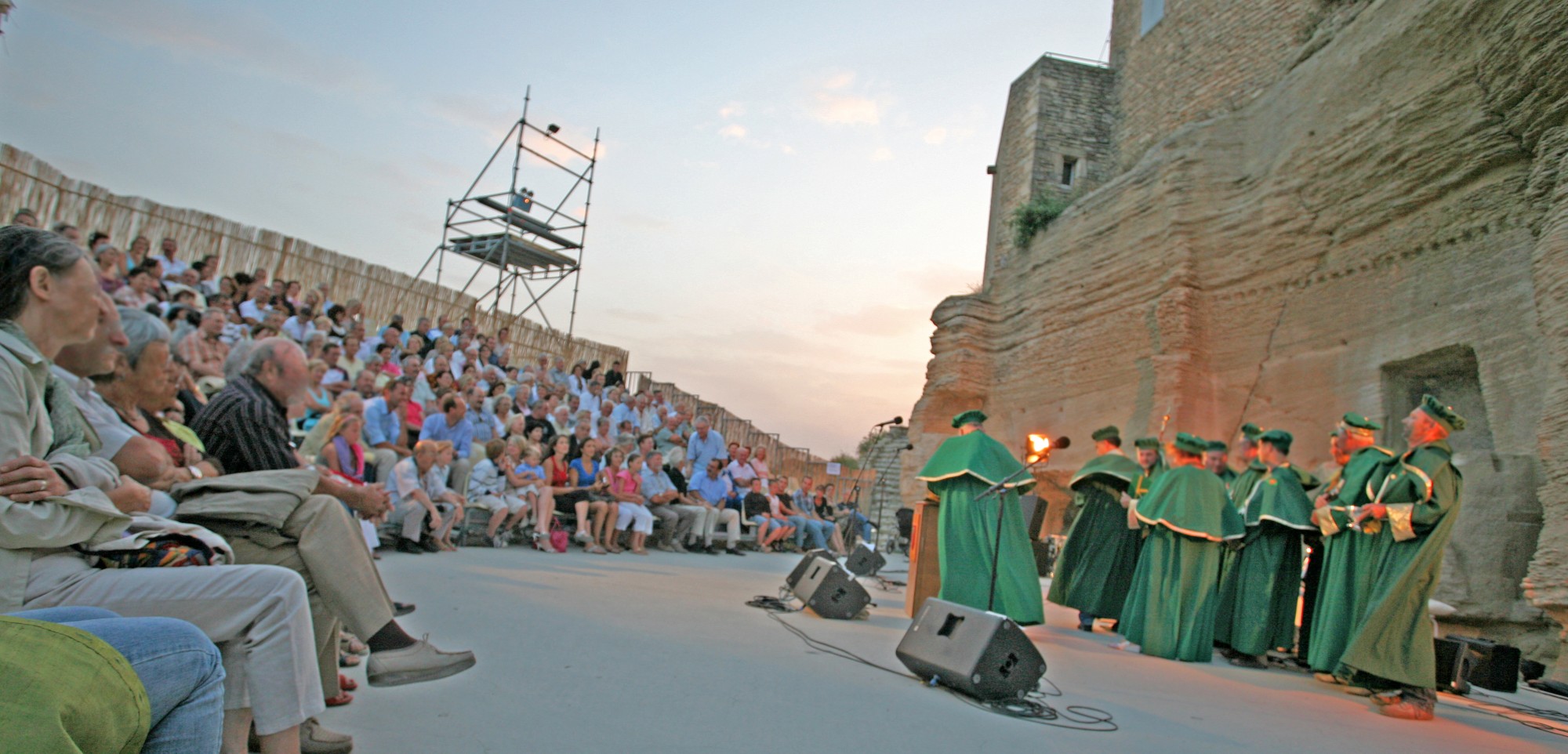 Le Théatre de Terrasses à Gordes