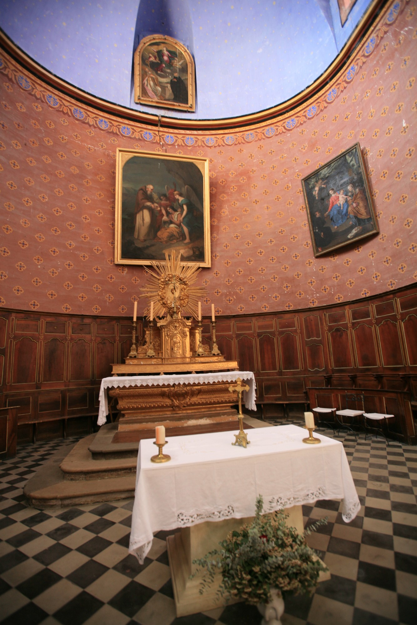 Le maïtre-hotel de l'église de Gordes, Luberon