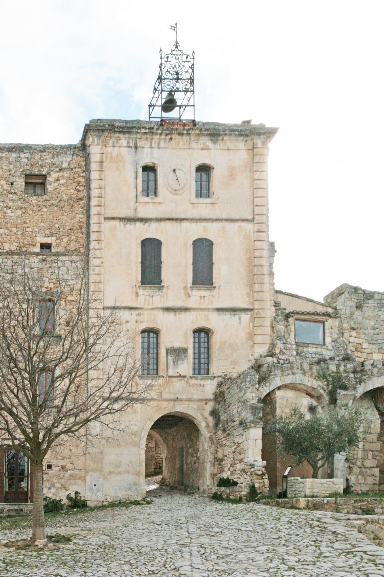 L'ancienne mairie d'Oppède-le-vieux, Luberon