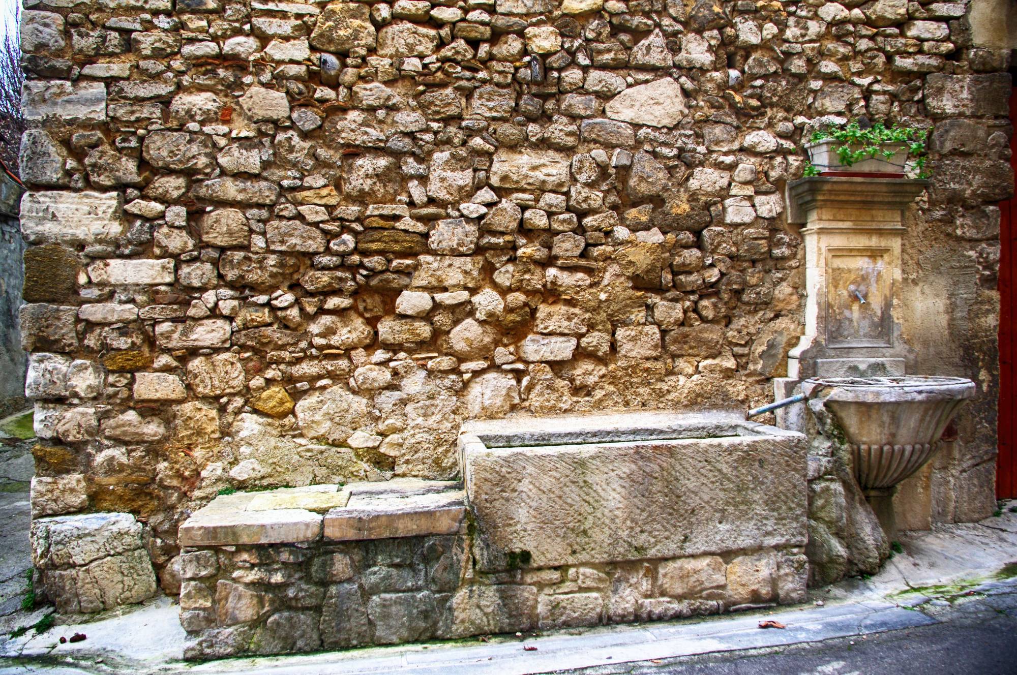 Pernes-les-Fontaines, un riche patrimoine