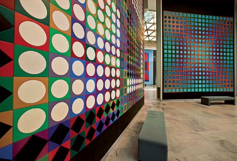 MultipliCITE, une exposition triptyque de 2016 entre Gordes, Avignon et Aix-en-Provence.