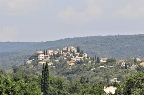 Notre zone d'activité pour ce service Guide des lieux touristiques à visiter avec les incontournables pour une expérience culturelle à ne pas manquer