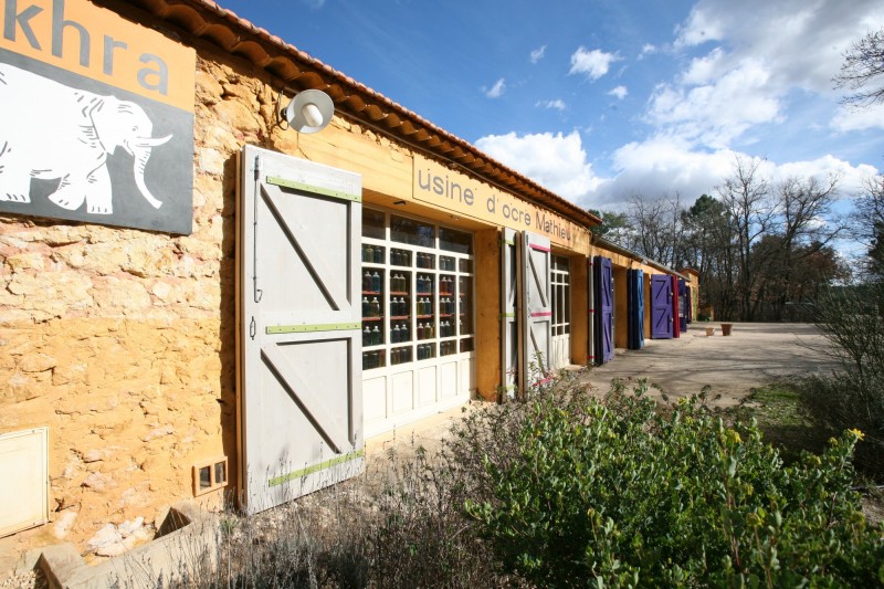 Notre zone d'activité pour ce service Que visiter en Provence en hiver, en automne, au printemps et en été pour découvrir la richesse du patrimoine local à Pertuis dans le Vaucluse ?
