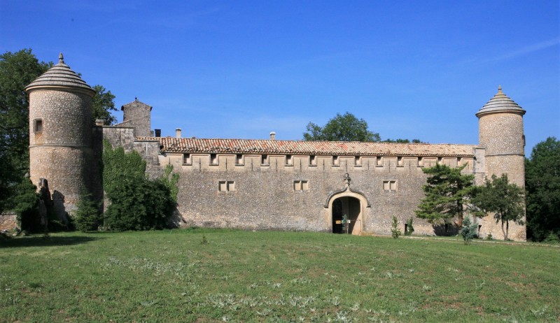 Notre zone d'activité pour ce service Que faire en Provence avec des enfants : activités ludiques, idées de balades, visites interactives et découvertes culturelles adaptées aux familles